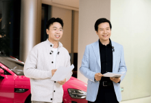 �׾���������С��SU7ͣ������һ��SU7������ܳ��¹���